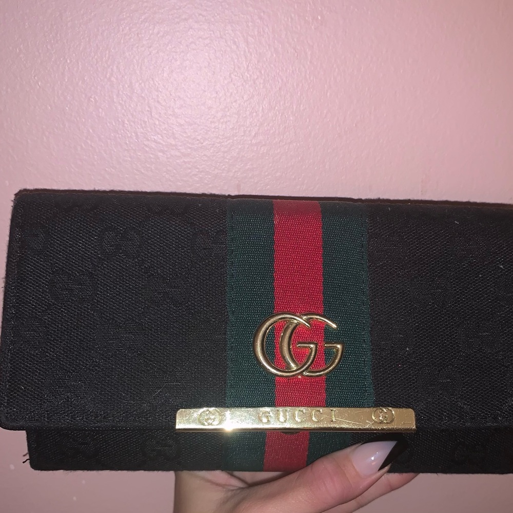 Gucci wallet